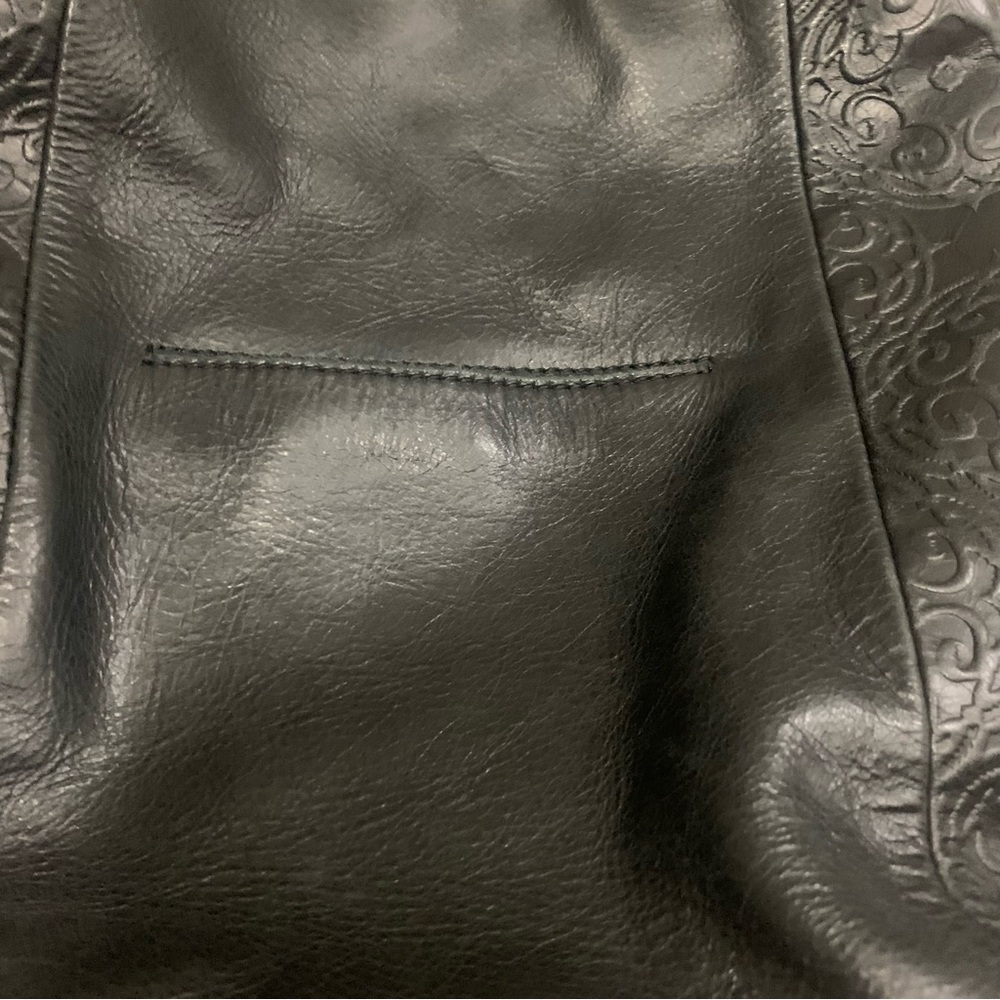 The Sak  Leather Black shoulder bag with gold hardware and design print black!! - Picture 8 of 15